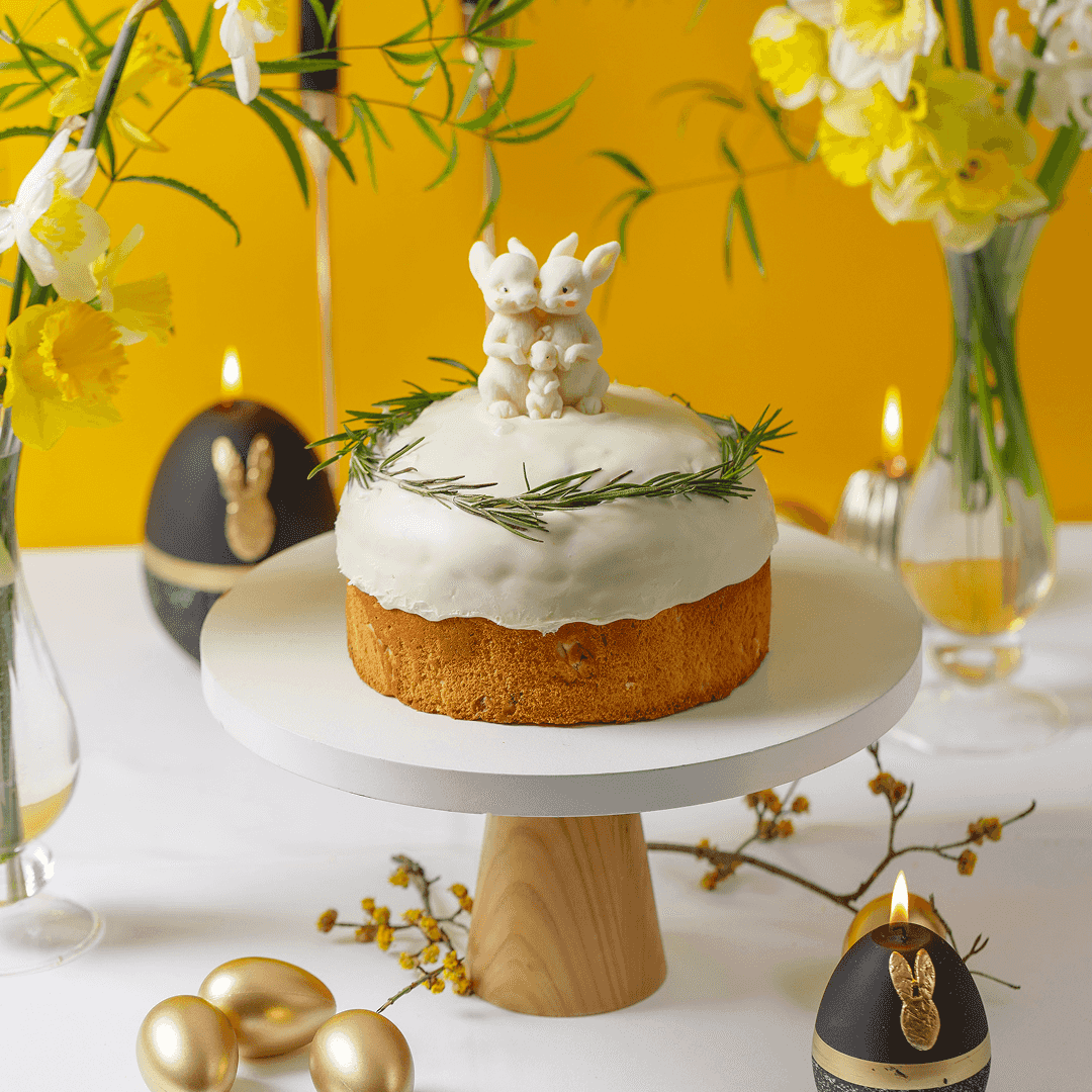 Cozonac Tradițional cu fructe uscate și cremă de vanilie 