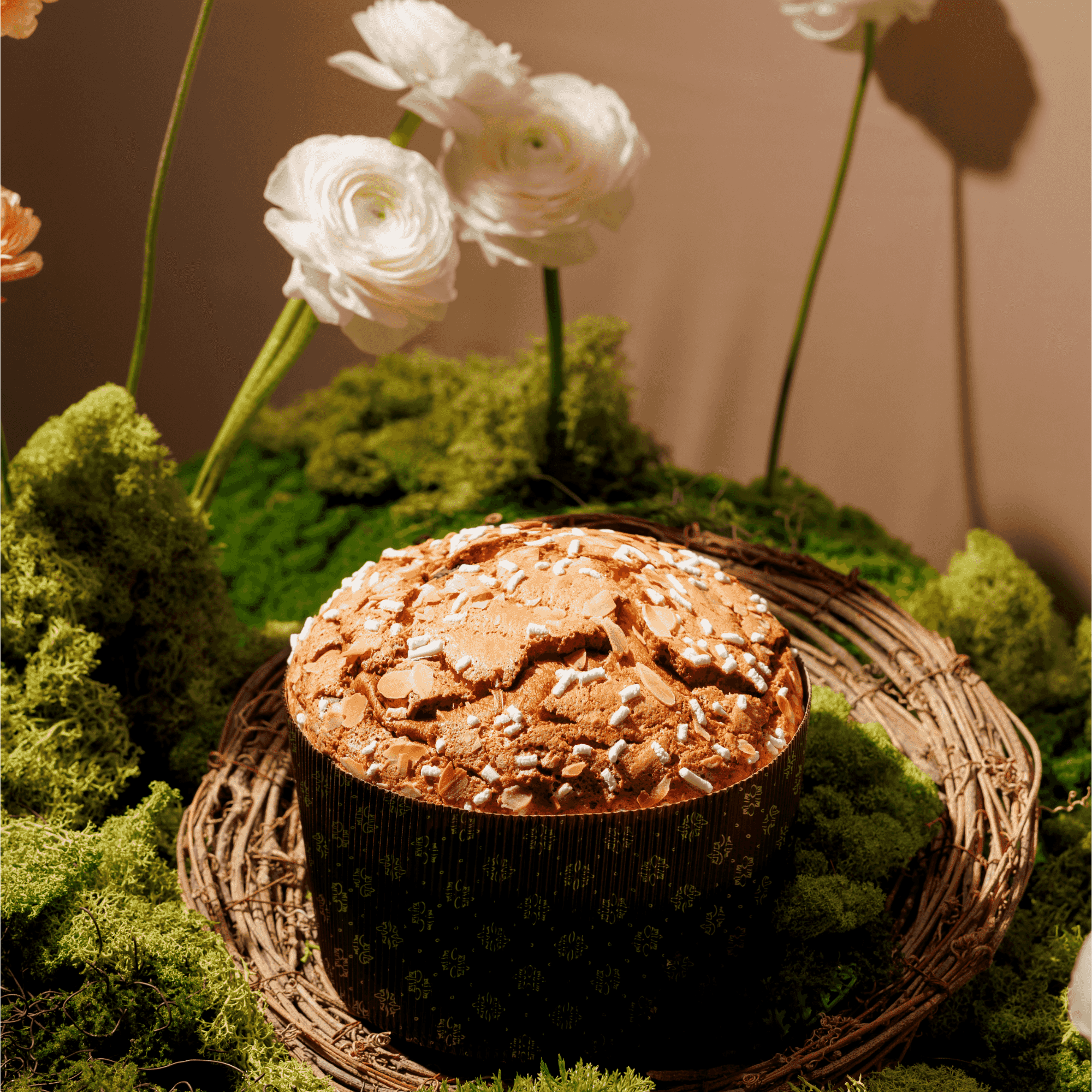 Panettone cu caramel și portocală confiată