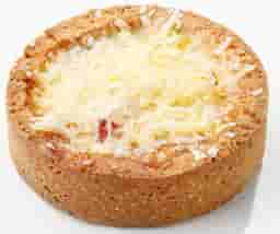 Киш Лорен с охотничьими колбасками и пармезаном 