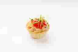 Мини-круассаны с пастой из лосося